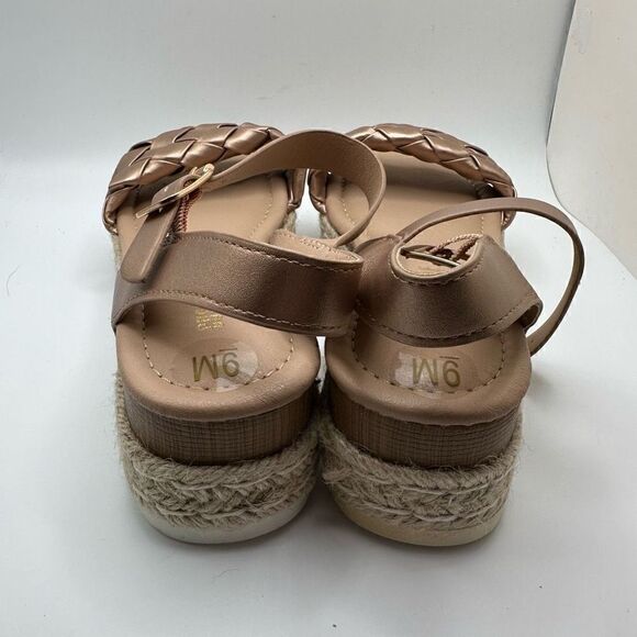 CUSHIONAIRE Women's woven espadrille wedge sandal 9 ROSE GOLD - Picture 4 of 7